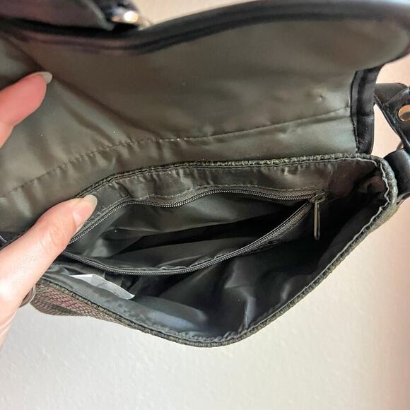 NEW Green Faux Leather Snake Print Rhinestone Buckle Handbag - Picture 6 of 7